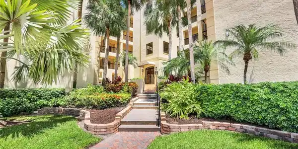 7024 PELICAN BAY BLVD