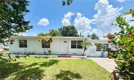 3926 Seminole AVE
