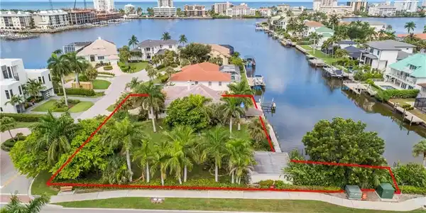 479 Palm CT