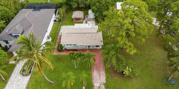 3904 Quails WALK