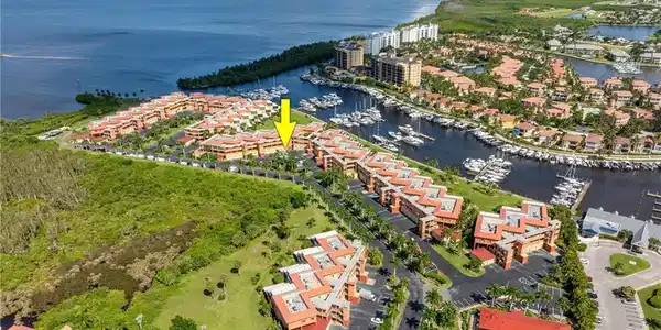 3250 Southshore DR