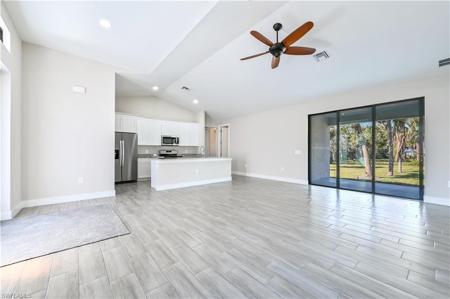 23436 Coconut Rum CT