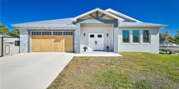 3400 Coquina LN