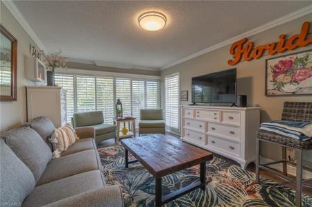 1215 Edington PL