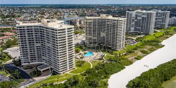 440 Seaview CT