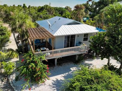 181 White Pelican DR