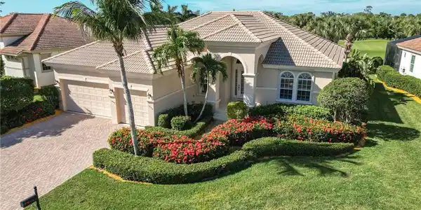 16214 Crown Arbor WAY