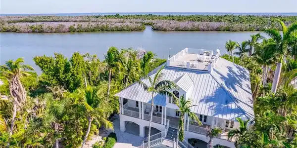 16211 Captiva DR