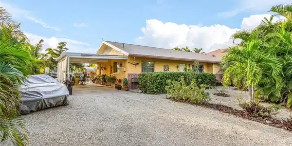 2963 Cussell DR