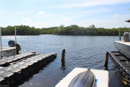242 Newport DR