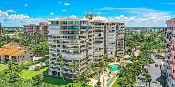 520 S Collier BLVD
