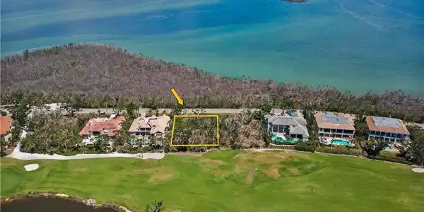 2933 Wulfert RD