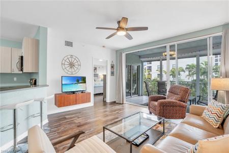 22736 Island Pines WAY