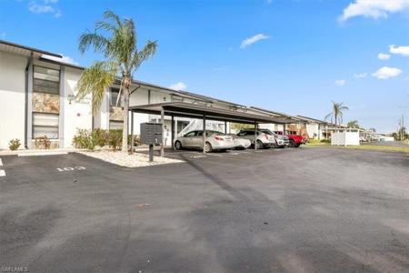 1521 SW 47th TER
