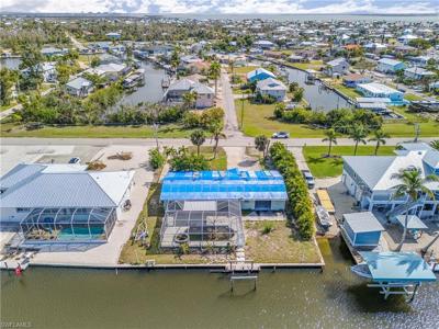 2615 Sanibel BLVD