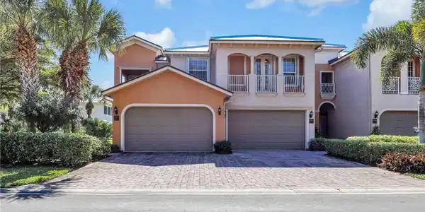 21501 Baccarat LN