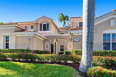 11036 Harbour Yacht CT