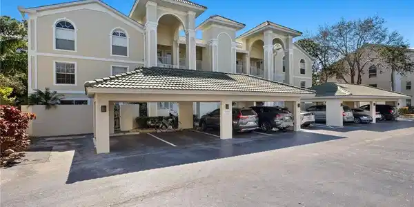 15405 Cedarwood LN