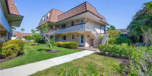 87 N Collier BLVD