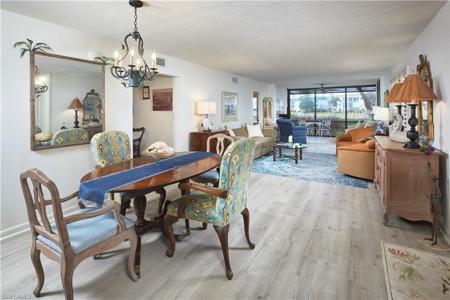 3121 Riviera DR