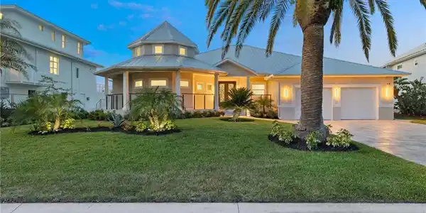6101 Tidewater Island CIR