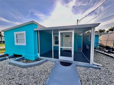 2239 Queen Anne DR