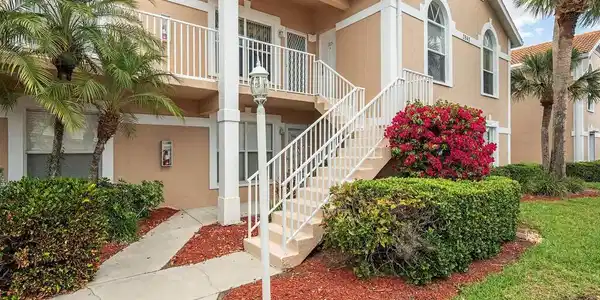 3940 Leeward Passage CT