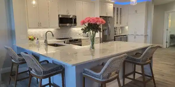11090 Harbour Yacht CT