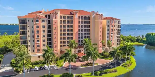 11600 Court Of Palms