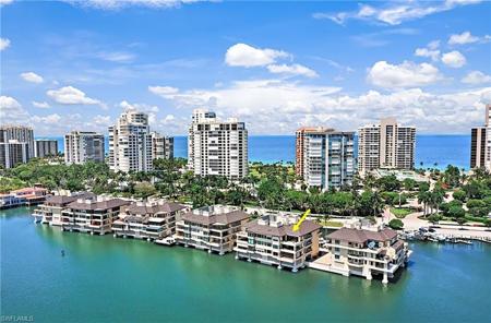 4400 Gulf Shore BLVD N
