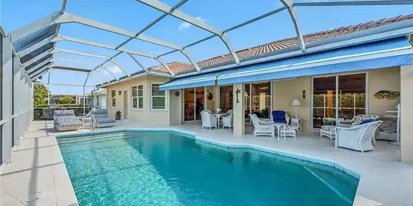 140 Balfour DR