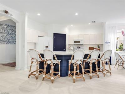 889 Carrick Bend CIR