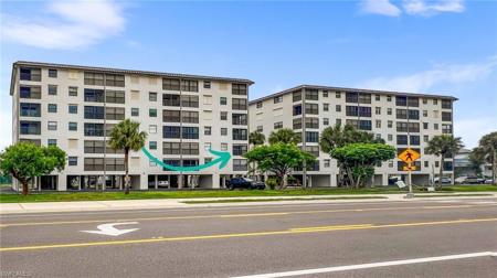 6897 Estero BLVD W