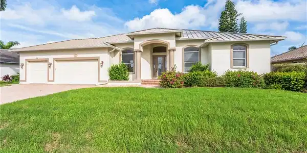 1574 Jamaica CT