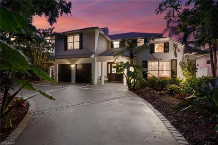 255 2nd AVE N