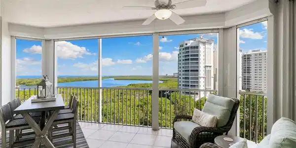 325 Dunes BLVD