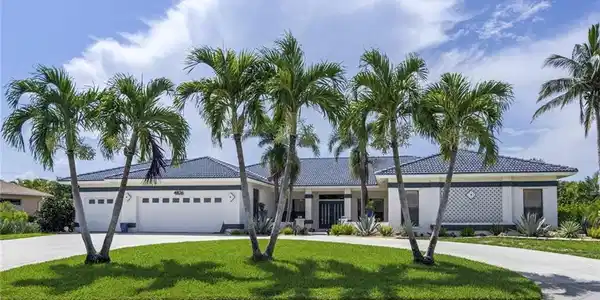 4826 Conover CT