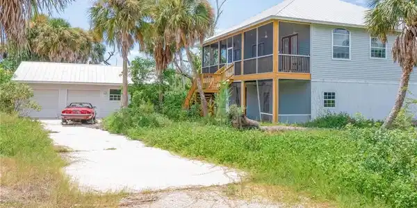 13251 Coral DR