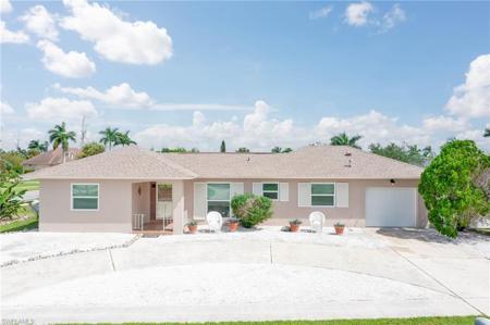 1200 Fruitland AVE