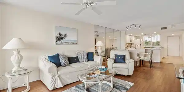 290 Naples Cove DR