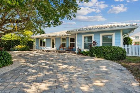 2777 Gulfview DR
