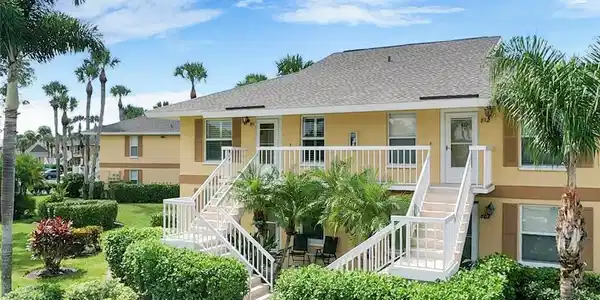1285 Mainsail DR