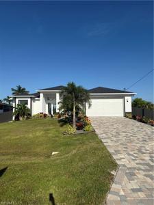 6 SW 37th AVE