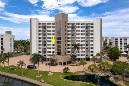 4263 Bay Beach LN