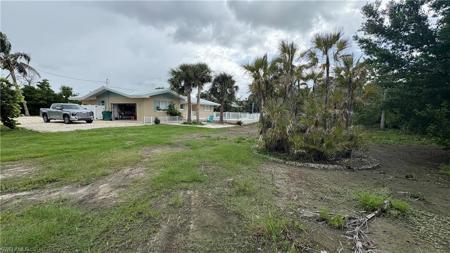 5885 Pine Tree DR