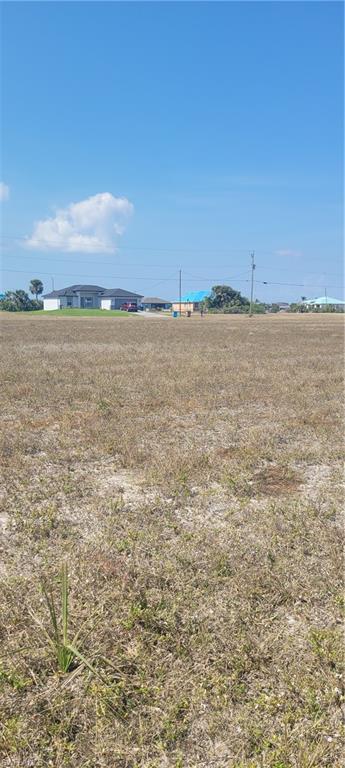 Image 2: View of yard featuring a rural view