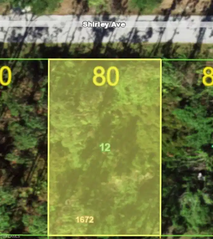 Image 1: Map / location with property boundaries highlighted