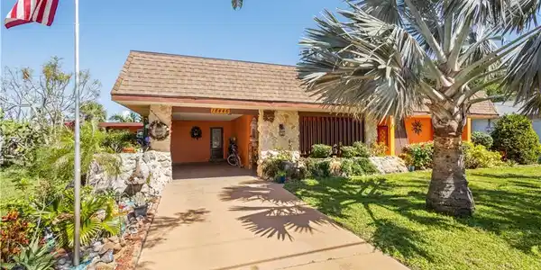 18446 Burkholder CIR