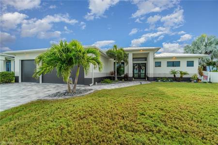 1607 NW 38th AVE