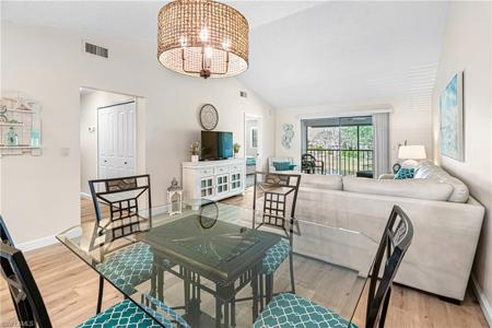 6308 Sugar Bush LN